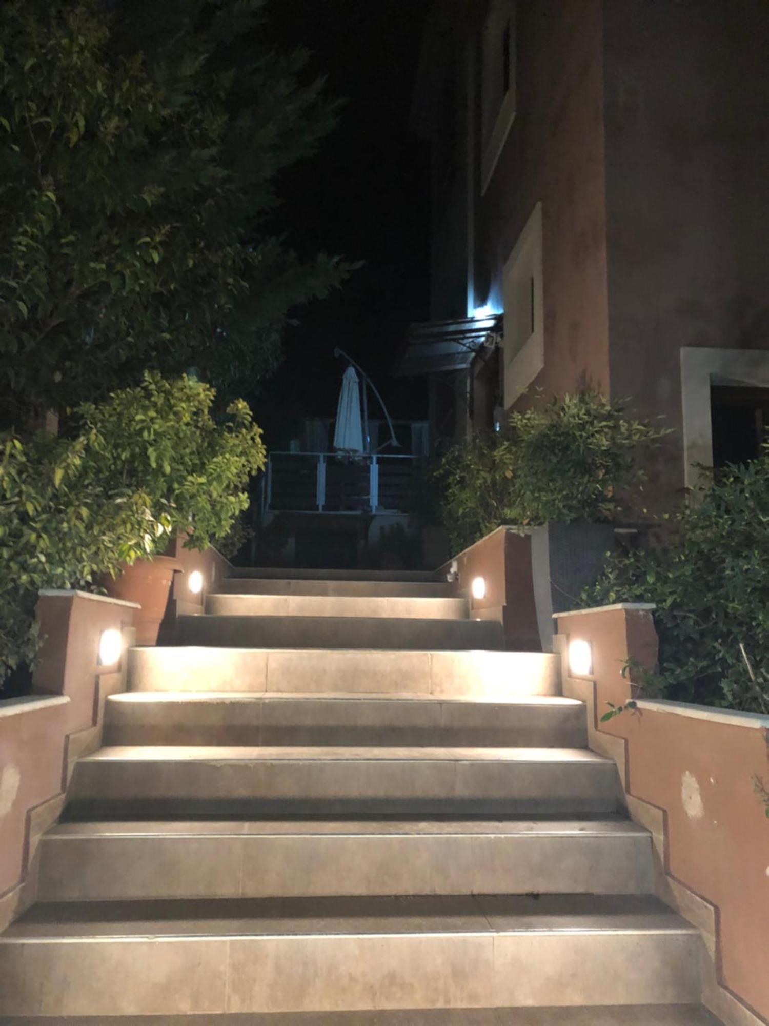 Villa Under Meteora Калампака Номер фото