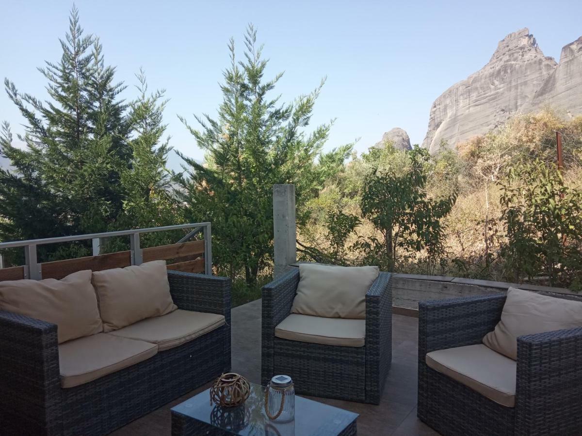 Villa Under Meteora Калампака Экстерьер фото